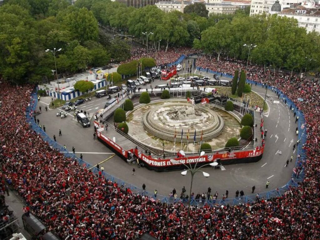 imagen del Atlético de Madrid celebrando triunfos en Neptuno